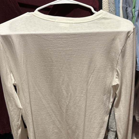 Women’s Lacoste long sleeve tee - Picture 6 of 6